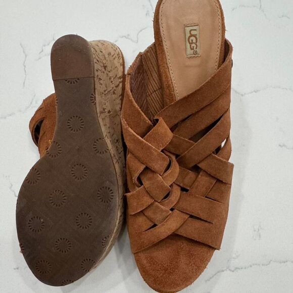 UGG Shoes - Ugg Women's Brown and Tan Sandals